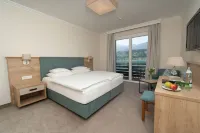 Inselhotel Faakersee Hotels in Villach-Drobollach am Faaker See