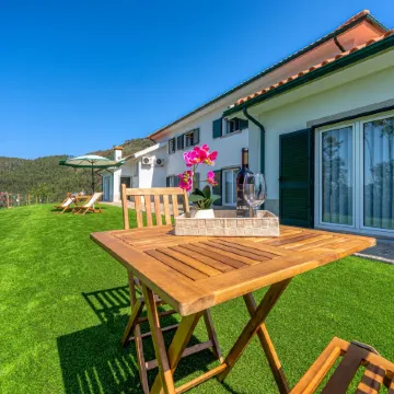 Central Suites Arouca