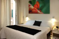 Mariposa Apartments