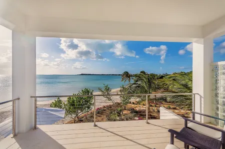 SulMare at Sapodilla Bay Luxury Villas