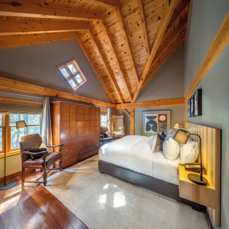 Buffalo Mountain Lodge
