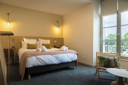 Domaine de l'Ecorcerie Отели в г. Жансе