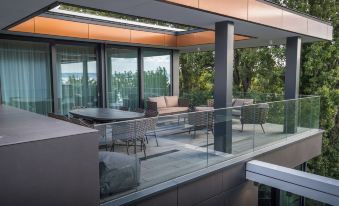 BJ81 Suite Hotel