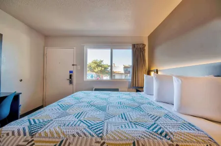 Motel 6 Santa Fe, NM
