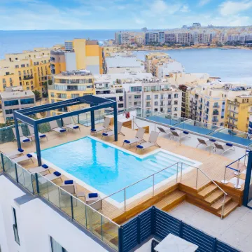 Mercure St. Julian's Malta โรงแรมใกล้สลีมาเฟอร์รี