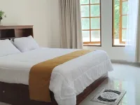 Amini Guest House Hotels in Karangmojo