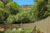The Cliffside Boutique Getaway Hotels near Zoo Lake