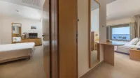 Family Hotel la Luna - All Inclusive Các khách sạn ở Lun