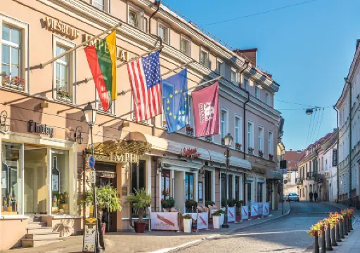 Imperial Hotel & Restaurant