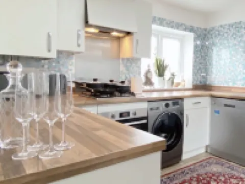 Impeccable 2 Bedroom House in Bicester Hotels in Bicester