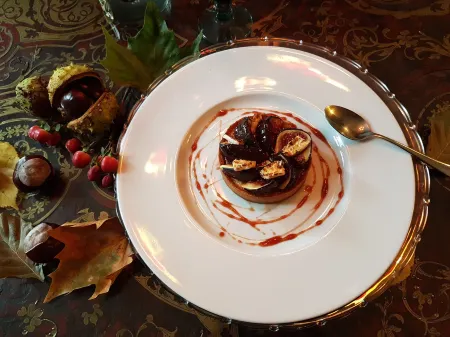 Le Grand Duc Отели в г. Рем