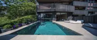 Black Summit Boutique Resort Laax - Pool