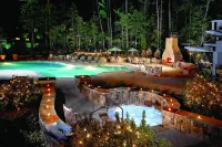Callaway Resort & Gardens - Pools