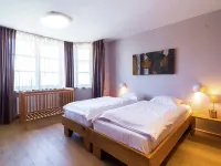 Group Cottage in Sourbrodt Hotels in Waimes