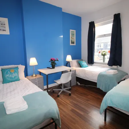 St Ann's House Rotherham by Smart Corporate Stays