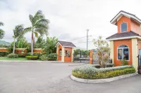 Ocho Rios Getaway Villa at Draxhall Hotels in 