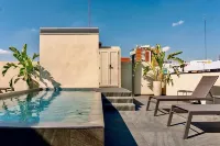 วาเลนเซียลักซัรี่ - Sea Port II โรงแรมใน