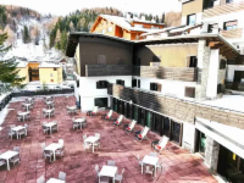 โรงแรมอาร์เลกคิโน