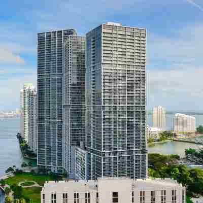 Amazing Condos at Icon Brickell with Pool Hotel Exterior