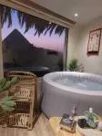 3 Pyramids View Inn
