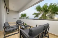 Nicolas Grand Suites, Adults Only