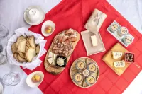 TouristFarm - Apartments "RED FAIRYTALE" - breakfast
