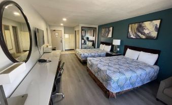 Portside Inn & Suites
