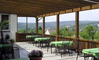 Hotel Garni Zum Reinhardswald