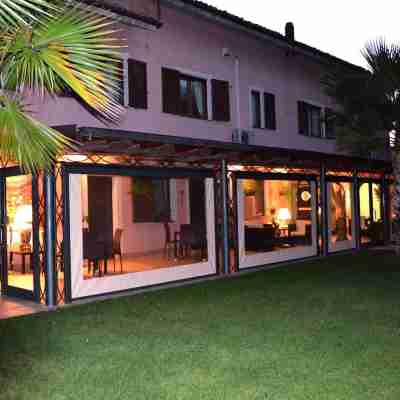 皇后飯店 Hotel Exterior