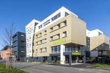 B&B Hotel Brest Centre Port de Commerce Отели в г. Брест