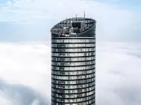 30th+ Floor Apartments in Sky Tower Hotels in der Nähe von Museum Kolejkowo