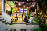 Lleras Green Hotel - Barer