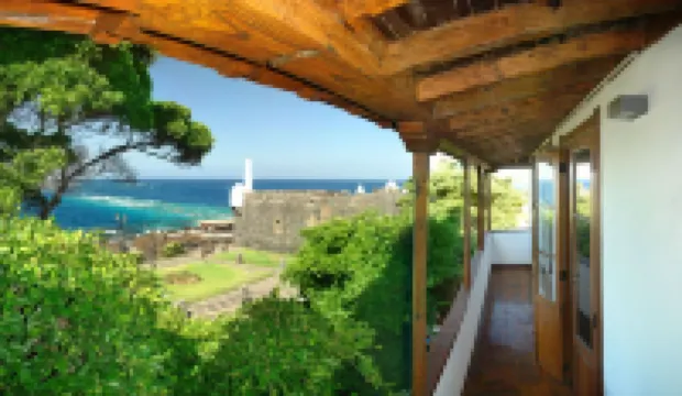 Isla Baja Suites Hotels in Garachico