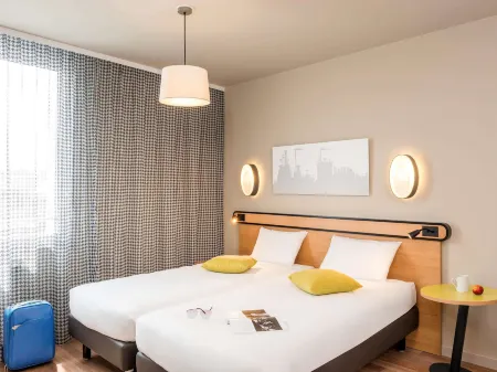 Aparthotel Adagio access Paris Massy Gare TGV