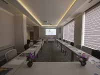 Jolnar Garden Hotel Hotels in Macka