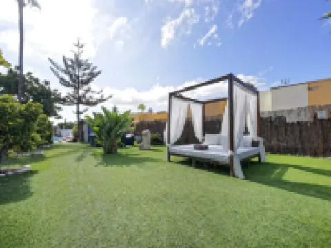 ビスタ ボニータ ゲイ & レスビアン オンリー  リゾート コマルカ・スールのホテル