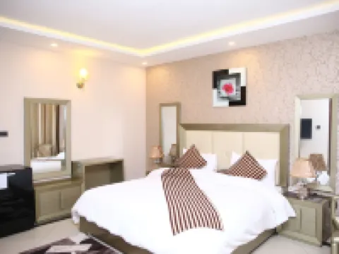 Safari Club 4 Hotels in Rawalpindi Tehsil