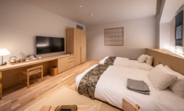 Japanese Auberge Kararako