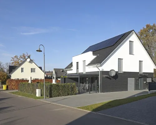 House Comfort, with outdoor whirlpool and sauna for exclusive use, 300m to the lake 烏特格翰酒店