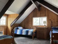 Lake View Cottage in Lake Almanor Country Club! Hotels in Plumas County