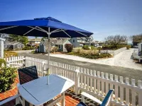 Maushop - Perfect for your Vacation Hotels in Mashpee