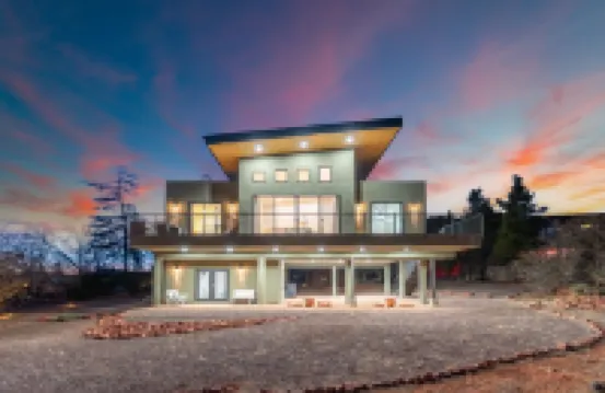 Breathtaking Red Rock Views and Outdoor Oasis - Stunning Luxury Retreat Hotels near Subway Cave