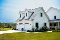 Charming Farmhouse Flat with Workspace and Firepit - Cozy Getaway Hotels near Walmart Supercenter