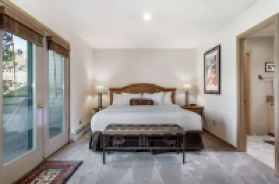 Spacious Outdoor Deck and Cozy Fireplace - Charming Mountain Retreat