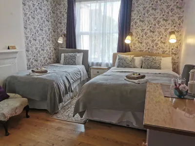 Adams Guest House