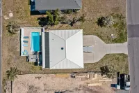 Private Pool and Stunning Ocean Views - Spectacular Coastal Haven