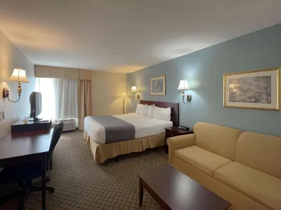 Clarion Pointe-Dillard Near Blue Ridge Mountains Hotels in Dillard