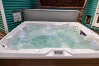 Geodesic Dome with Private Game Room and Tiny Home - Stunning Mountain Retreat