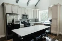 Cozy Oasis - Hot Tub, Cedar Ridge Red River Gorge Hotels in Wolfe County
