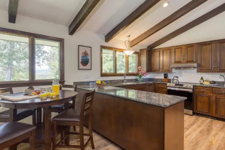 Serene Escape with Pool and Game Room - Spacious Smoky Mountain Haven